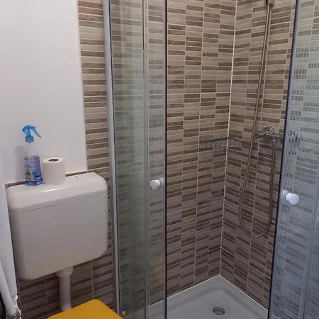 Esoerdo Apartman *